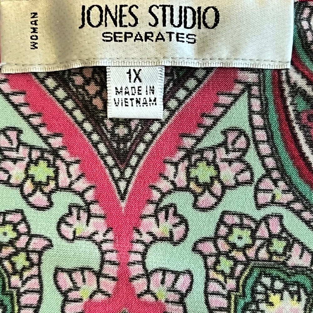 Jones Studio Separates Tank size 1X - Picture 6 of 9